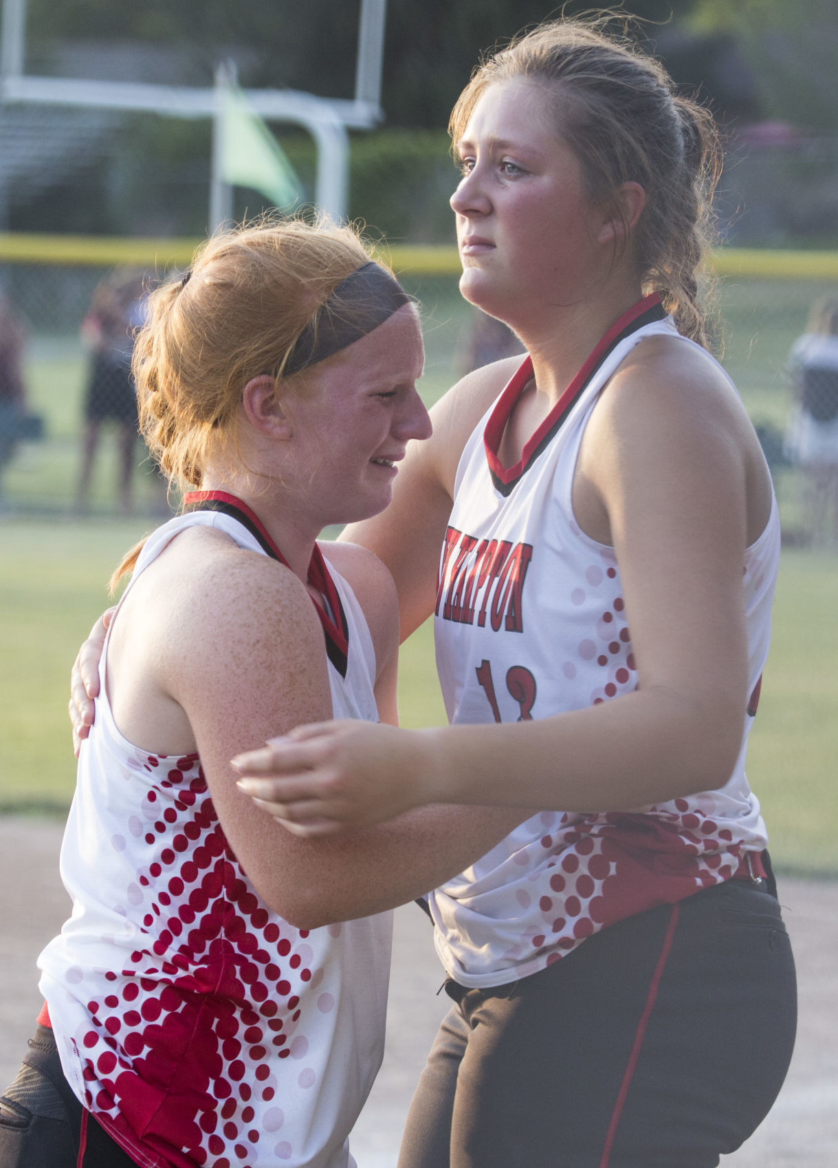 071519kw-columbus-new-hampton-softball-02
